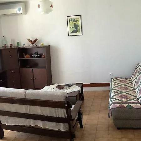 Markelj * Lovrečica