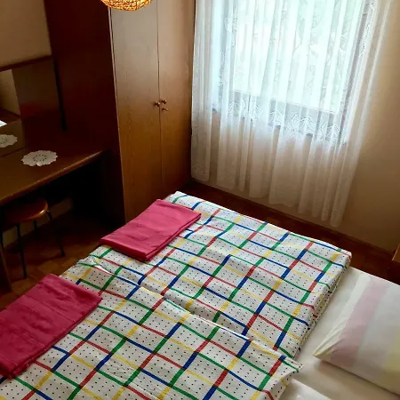 Markelj Lejlighed Lovrečica