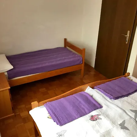 Markelj Apartment *