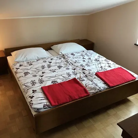 Apartment Markelj *